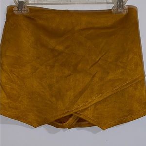 Mustard yellow skort